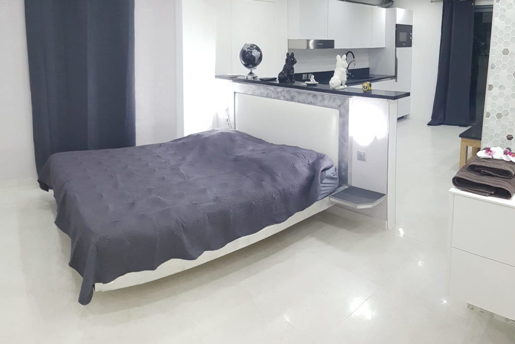 Chambre & cuisine du studio Adam