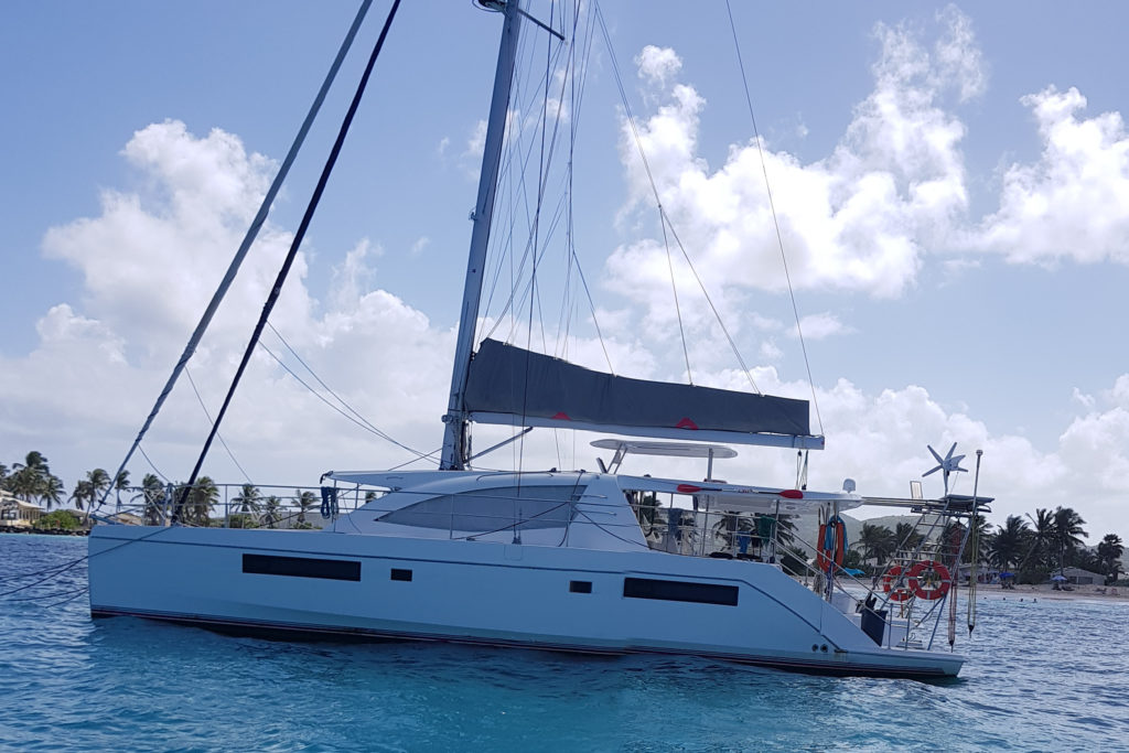 Catamaran "The good life"